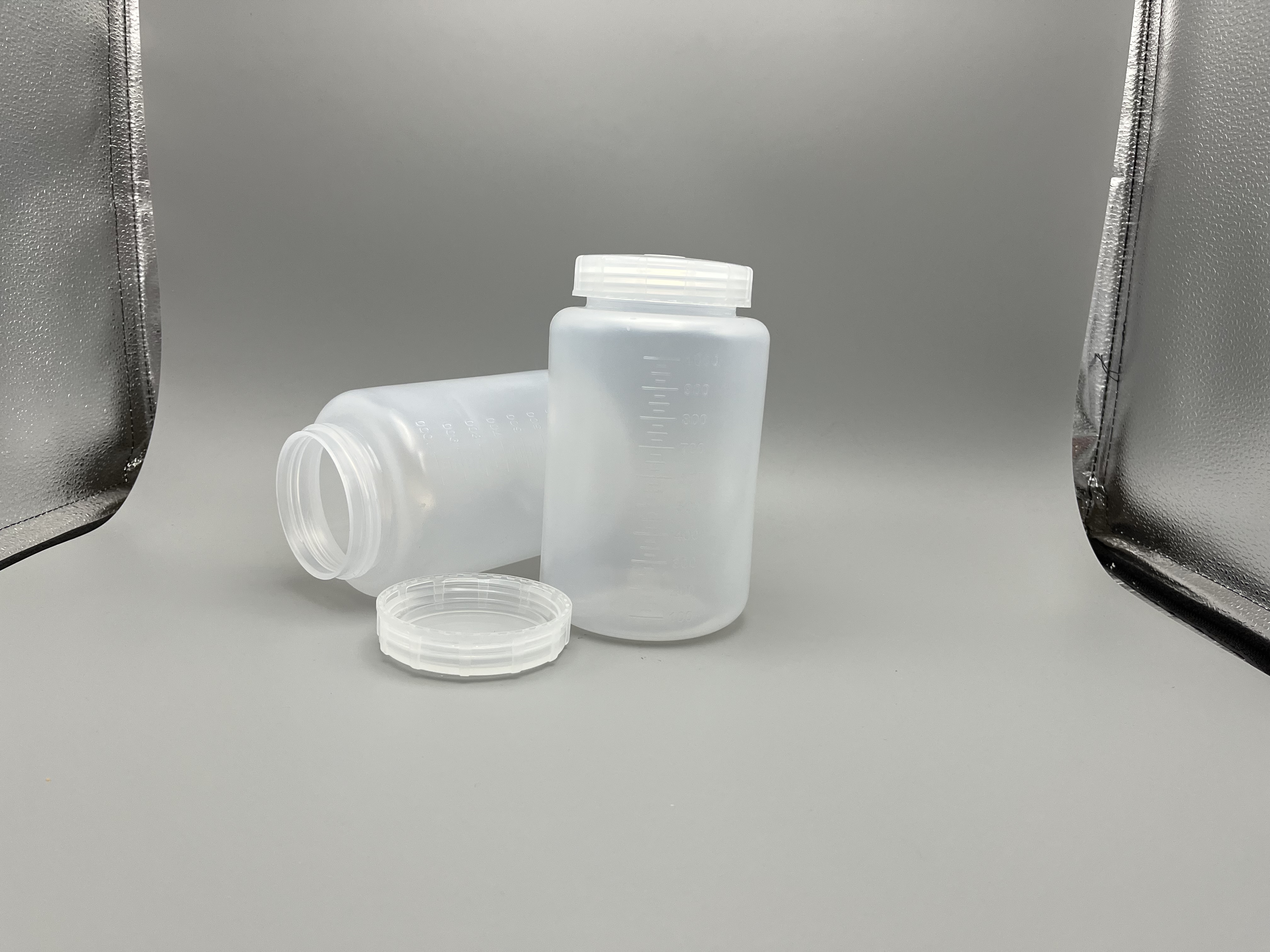 104x172mm in Size 1000ml Low-Speed Centrifgal Bottle-乐朴医疗