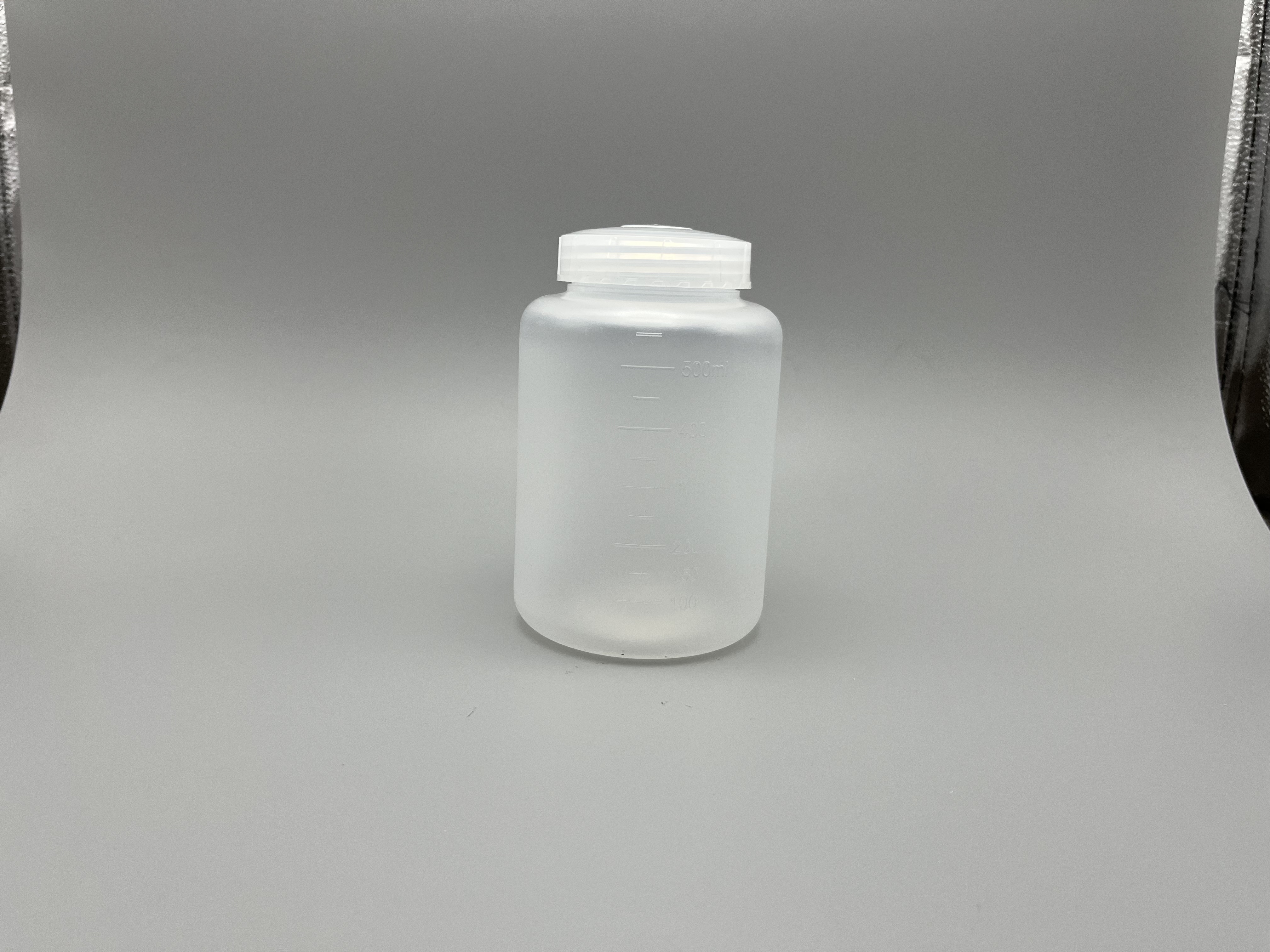 87x135mm in Size 500ml Low-Speed Centrifgal Bottle-乐朴医疗