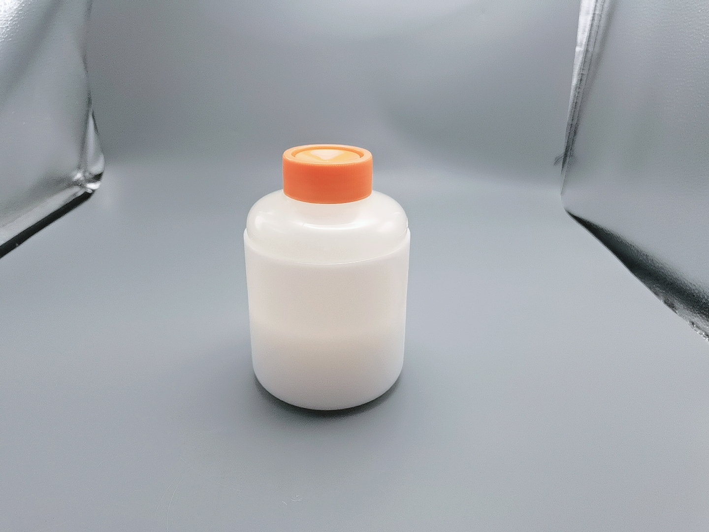 750ml to 500ml Conical-bottom Centrifuge Adapter-乐朴医疗