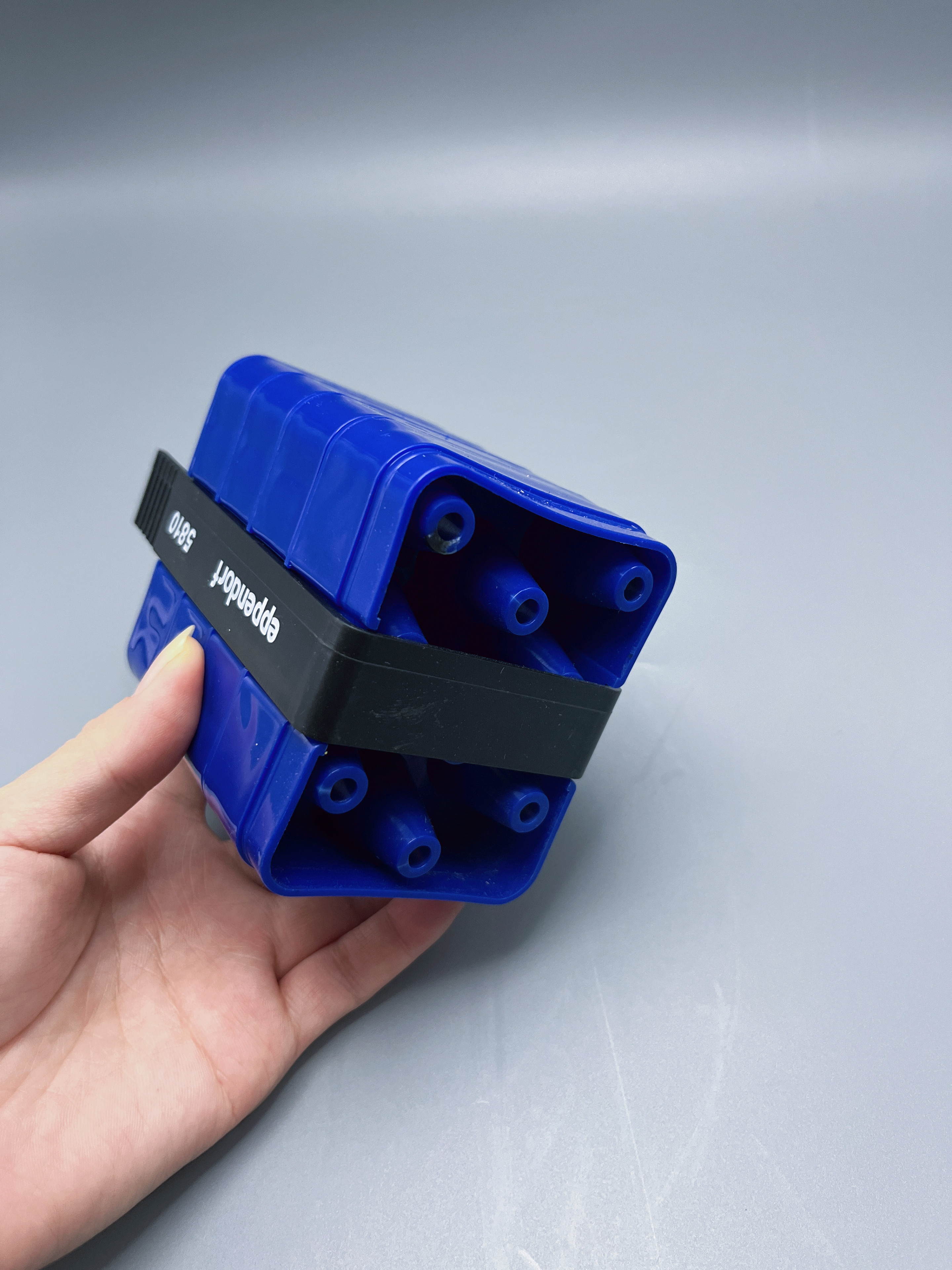 250ml to 15ml Conical Bottom (Square) Centrifuge Adapter-乐朴医疗