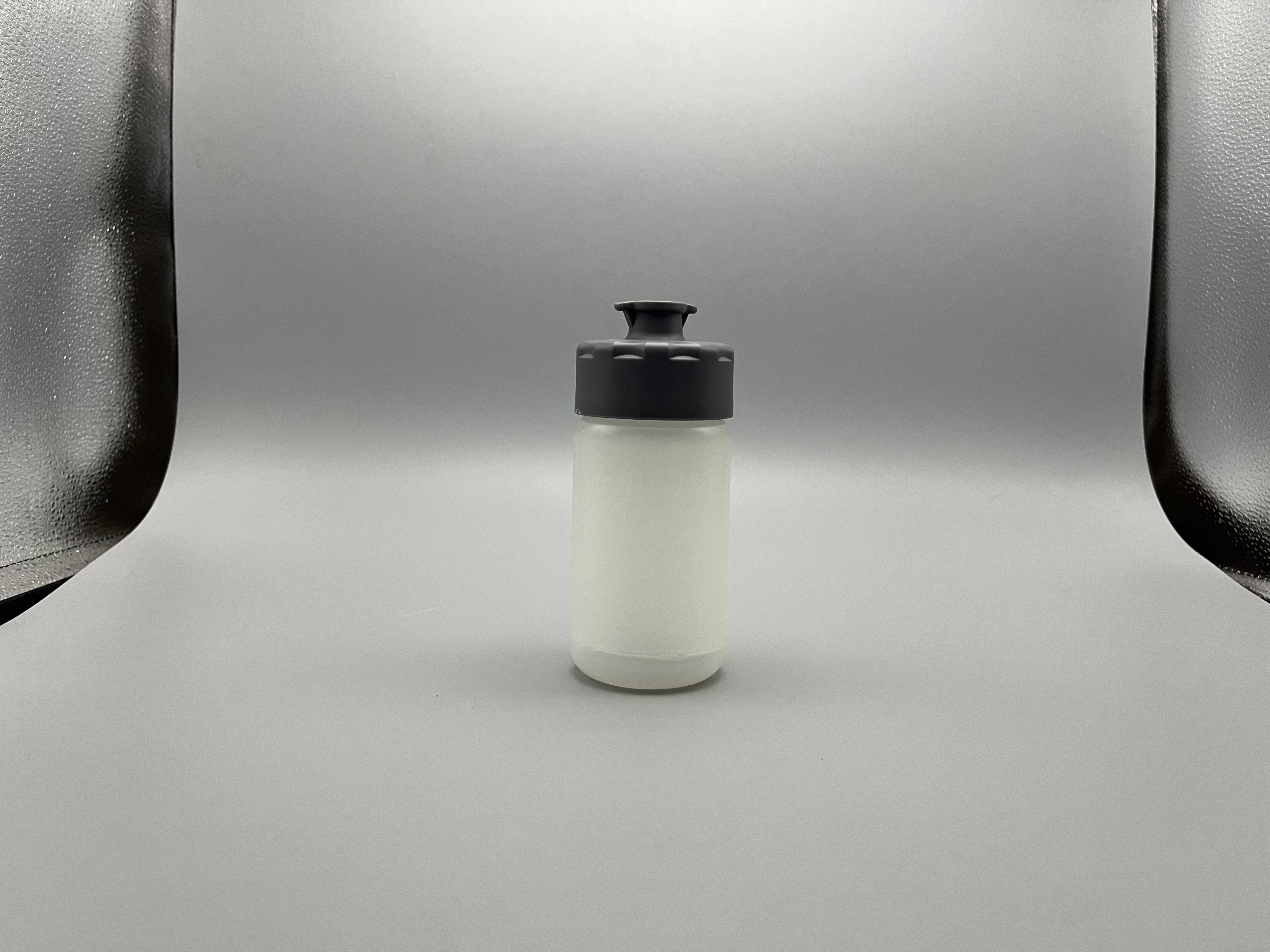 61x143mm in Size 250ml High-Speed Centrifgal Bottle-乐朴医疗