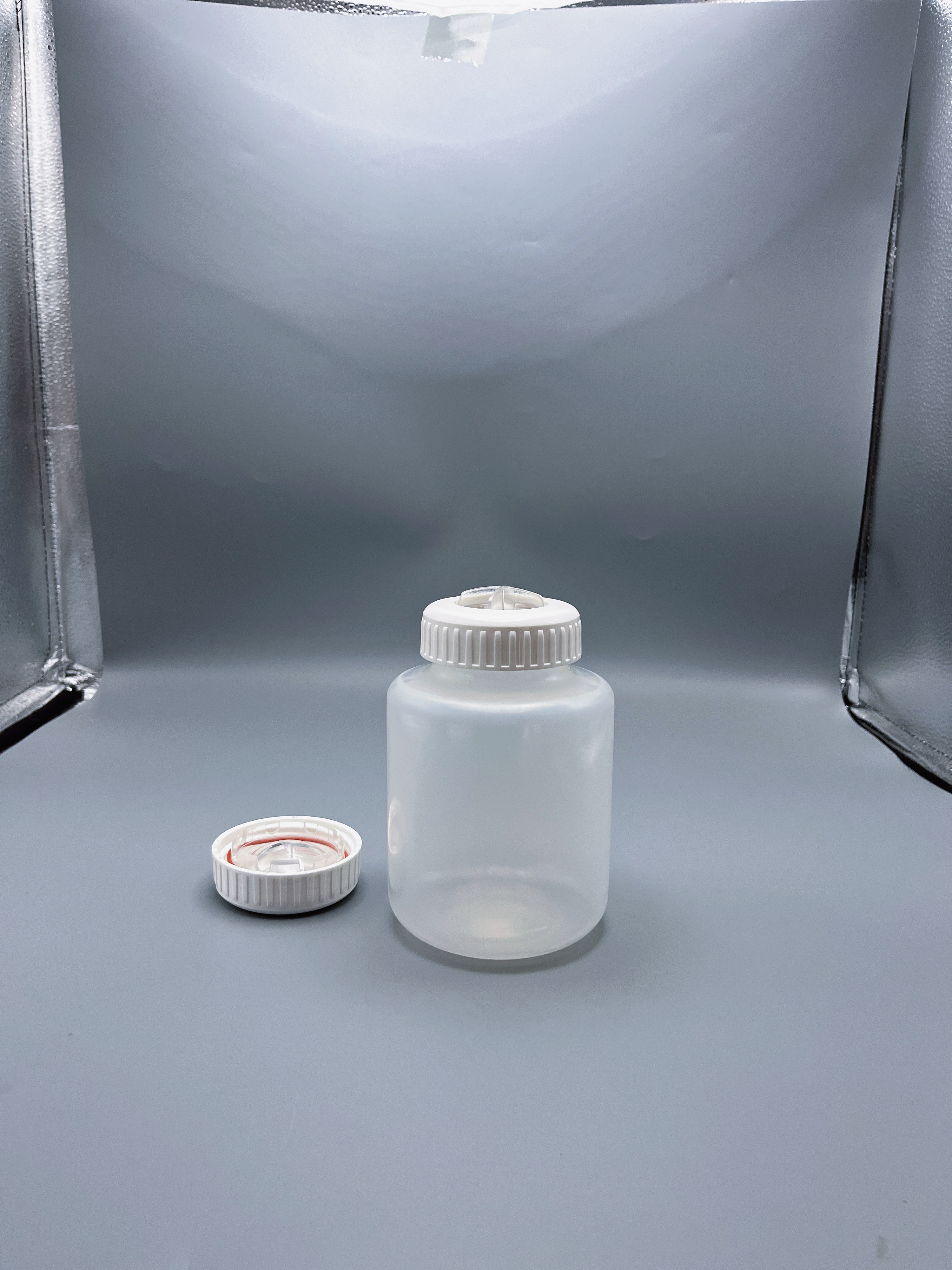 98.5x150mm in Size 750ml Low-Speed Centrifgal Bottle-乐朴医疗