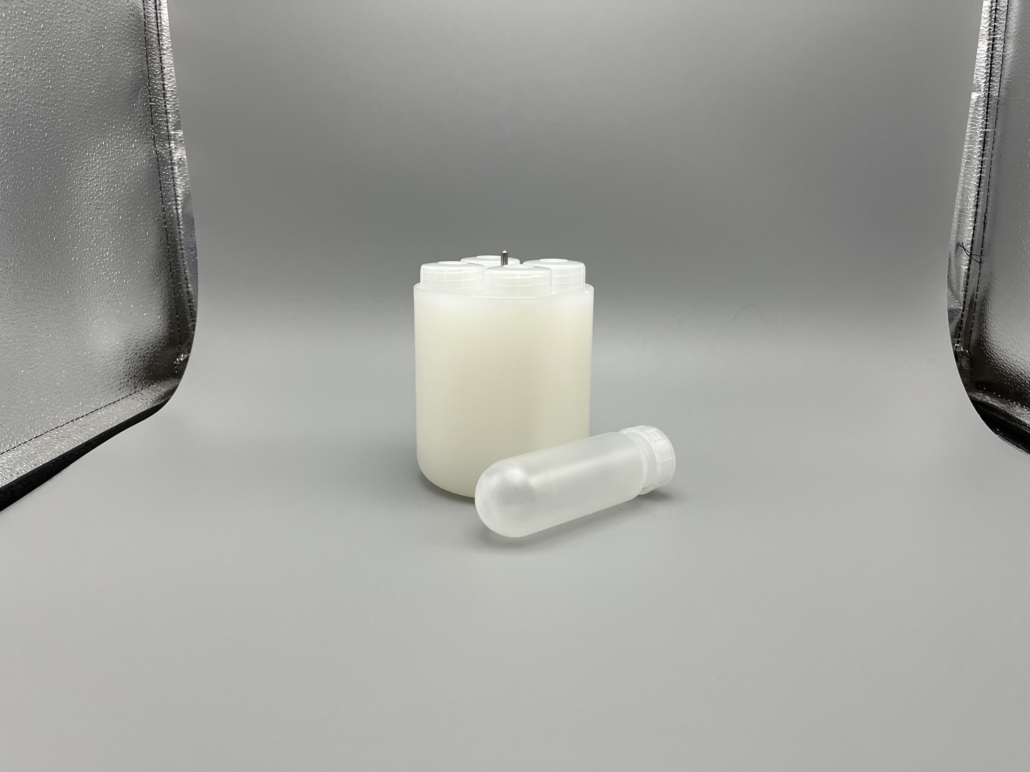 1000ml to 100ml Round-bottom Centrifuge Adapter-乐朴医疗