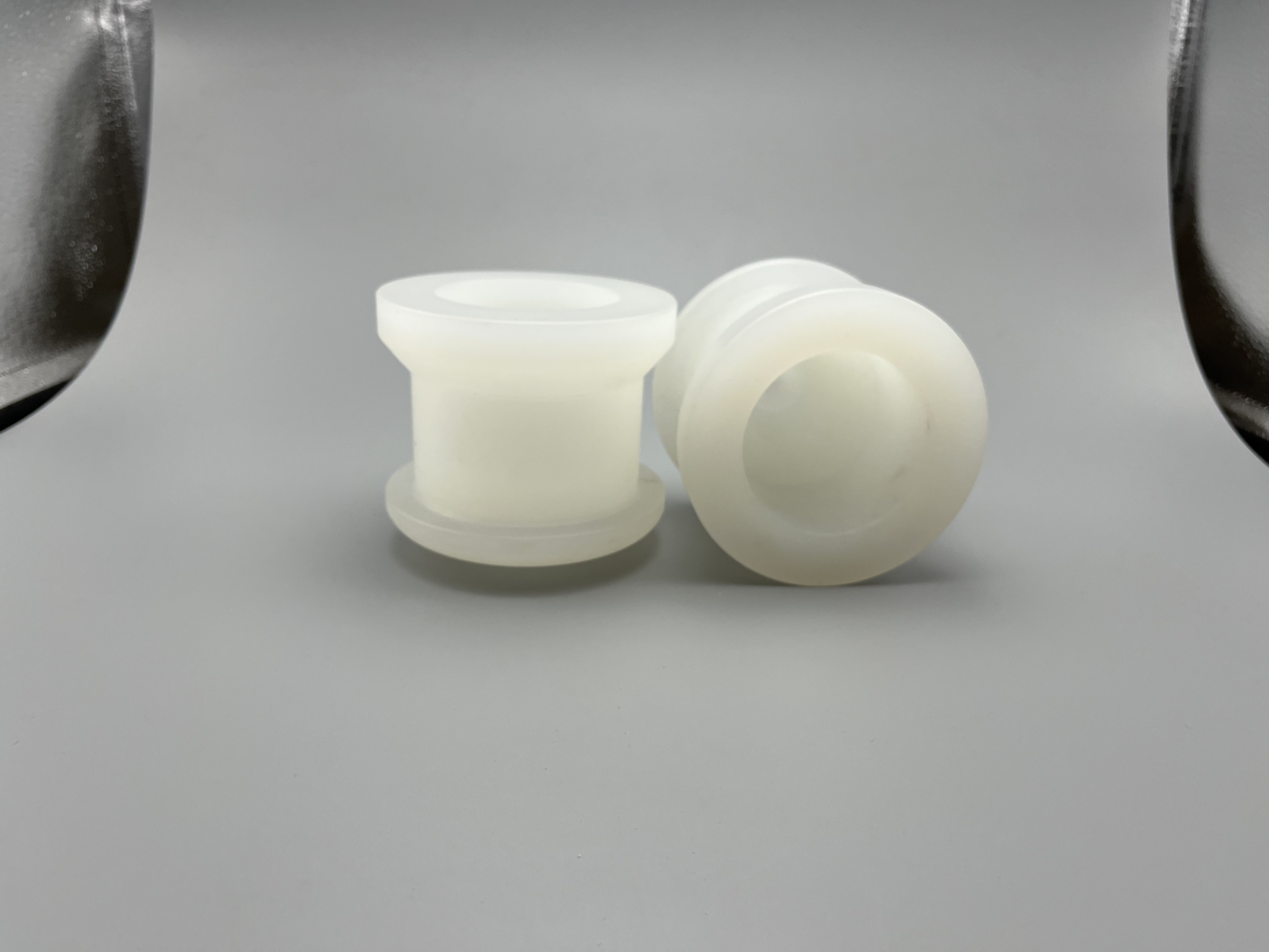 750ml to 250ml Conical-bottom Centrifuge Adapter-乐朴医疗