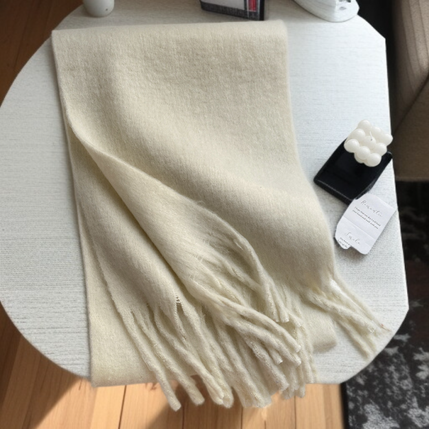 冬のモノクロの豪華な厚手の快適なスタイルの暖かいスカーフ