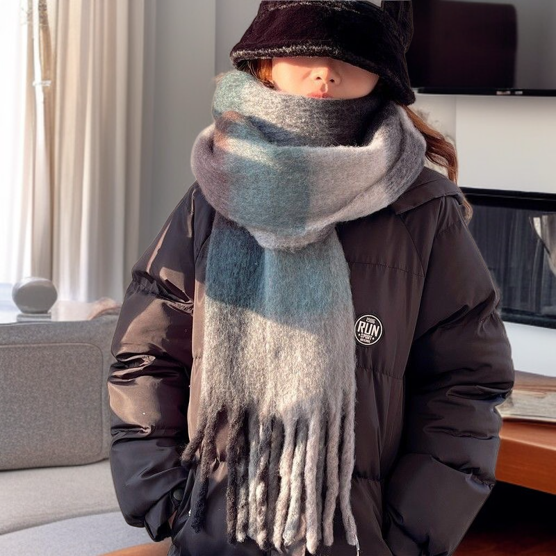 冬のモノクロの豪華な厚手の快適なスタイルの暖かいスカーフ