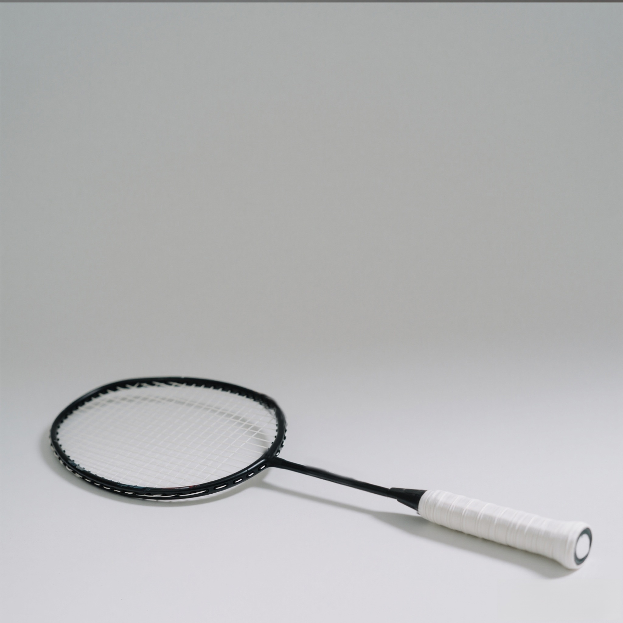 超輕羽毛球拍正面圖