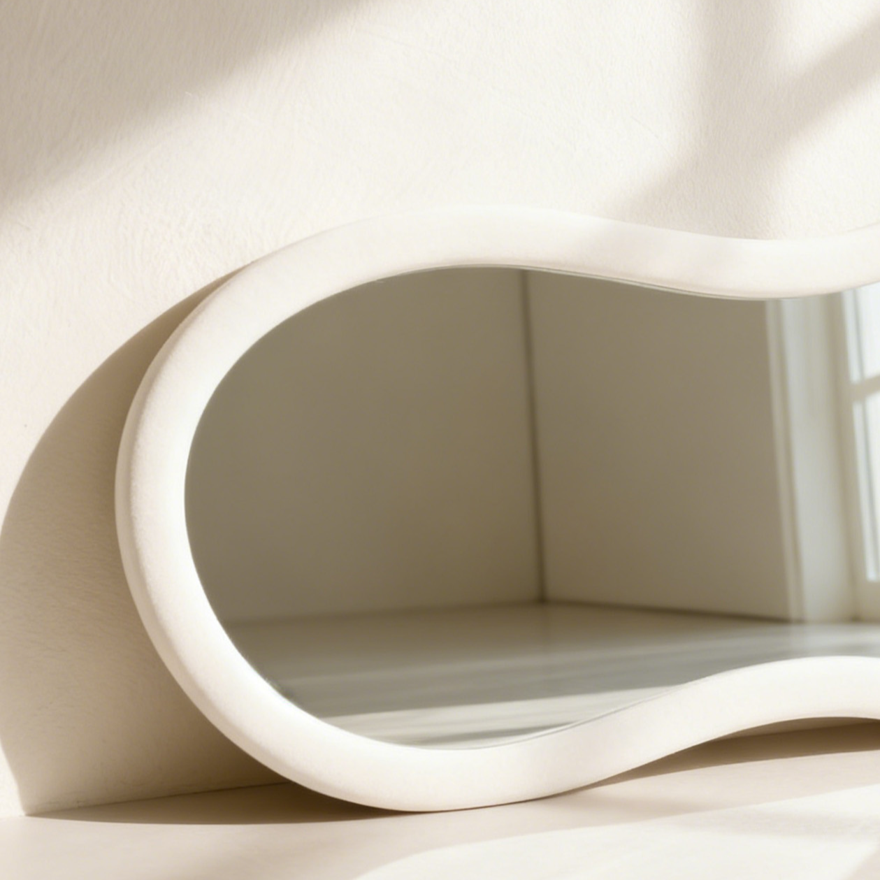 現代曲線陶瓷化妝鏡時尚設計