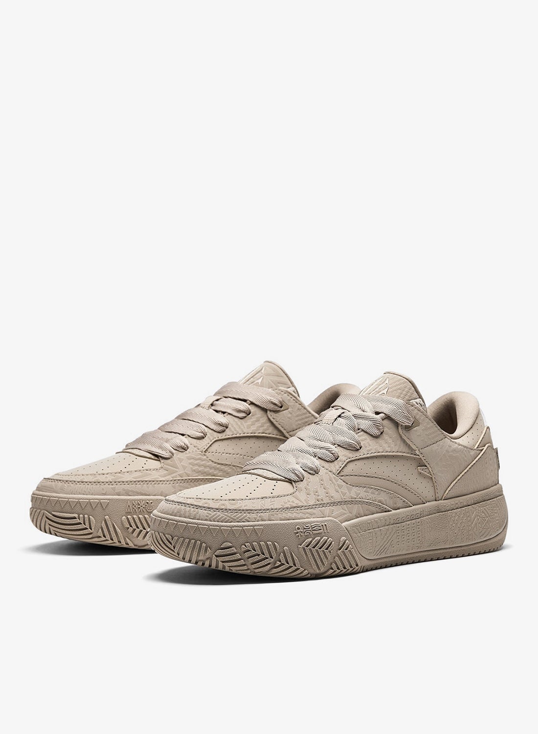 Hela CODE Basketball-Inspired Low-Top Sneakers