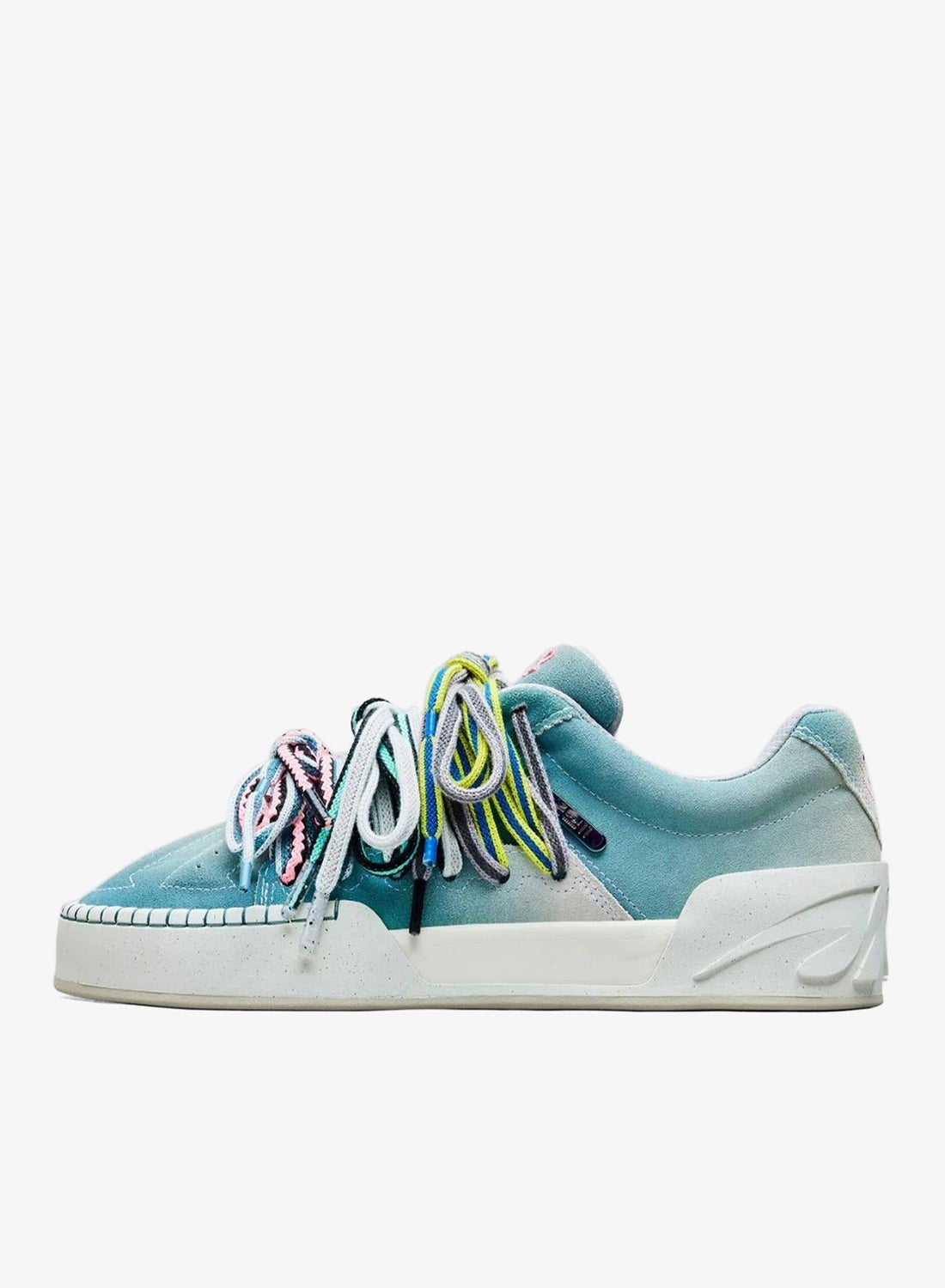 Hela Roots (Limited Edition) - Sneakers