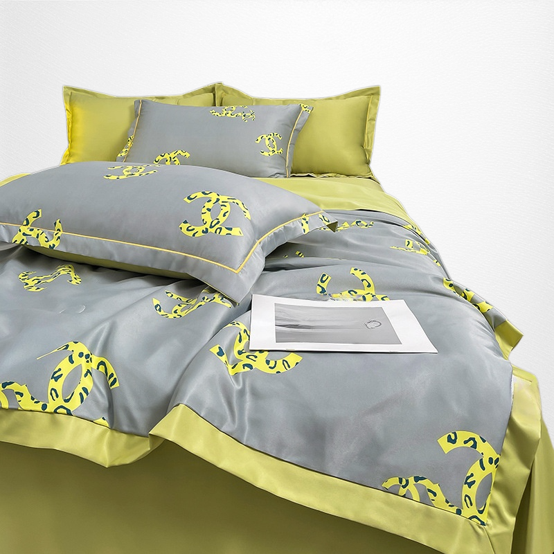 ชุดผ้าไหมสี่ชิ้น