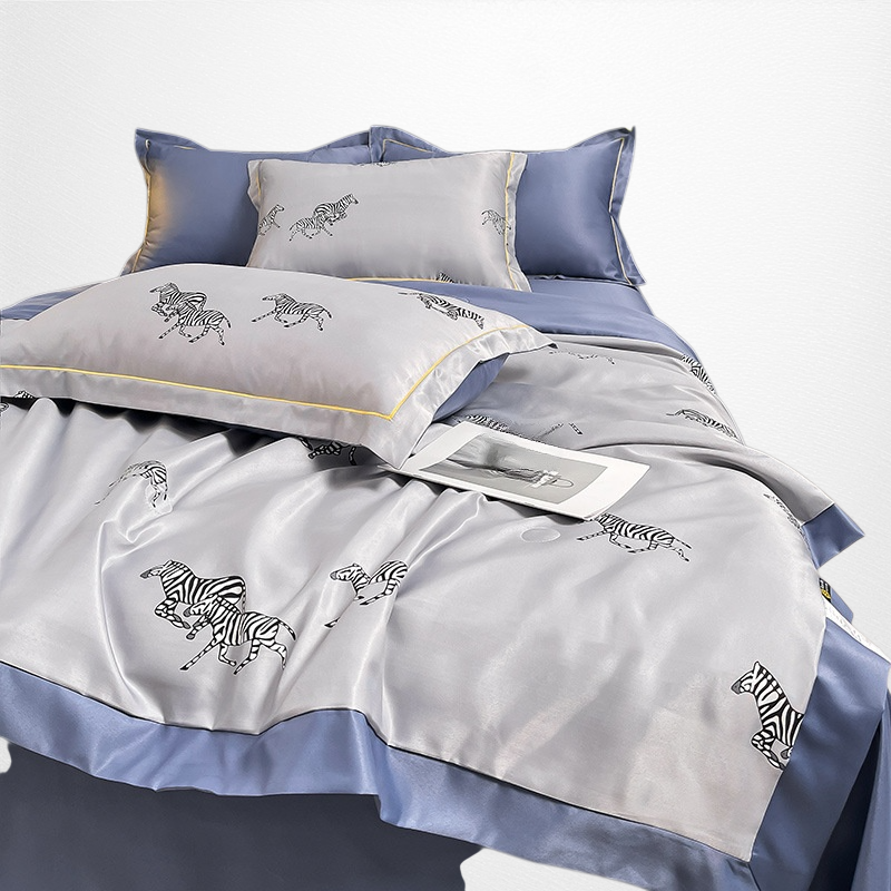 ชุดผ้าไหมสี่ชิ้น