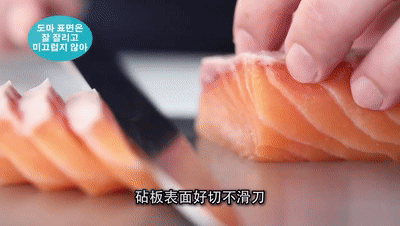 1629447803930972.gif 12.gif