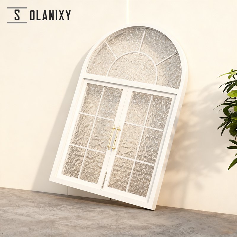 經典拱形窗戶細節特寫