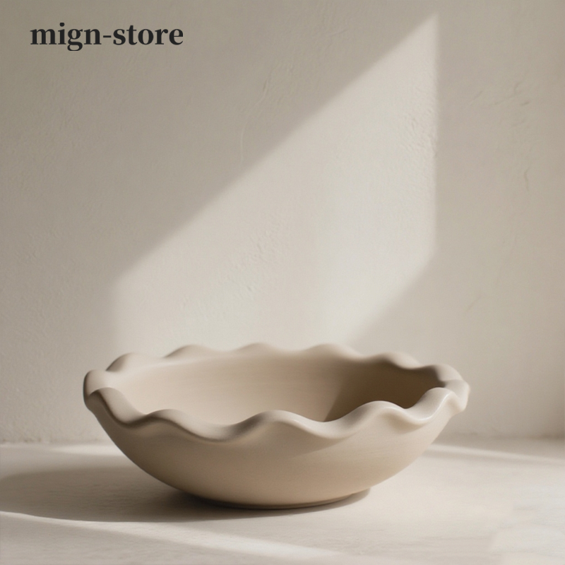 手工不規則造型水泥盆正面展示