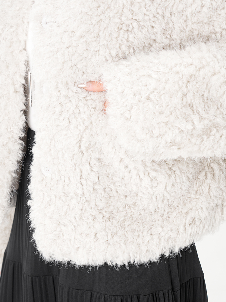 1326830  羊羔毛短款外套女