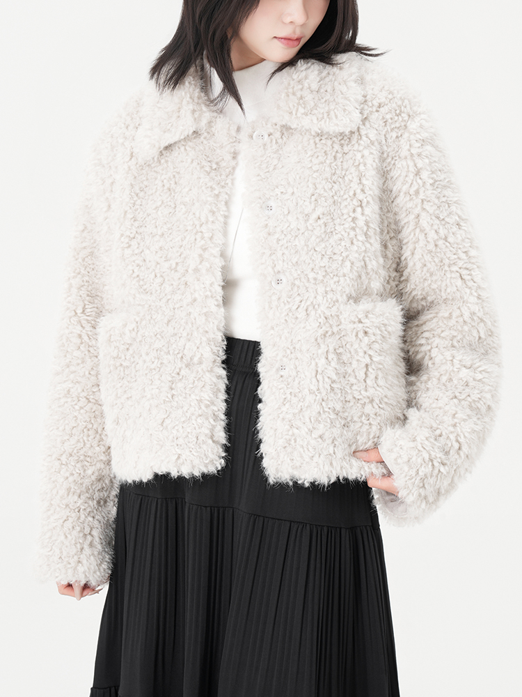 1326830  羊羔毛短款外套女