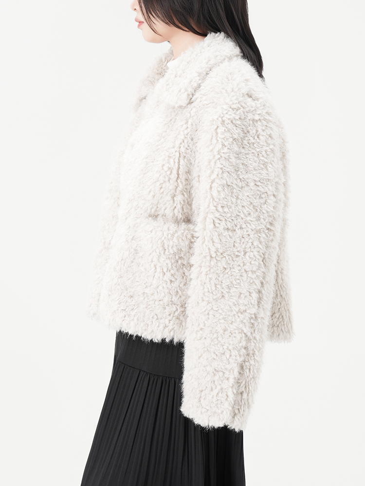 1326830  羊羔毛短款外套女