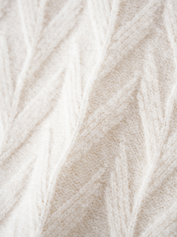 1326834 秋冬新款半高领毛衣