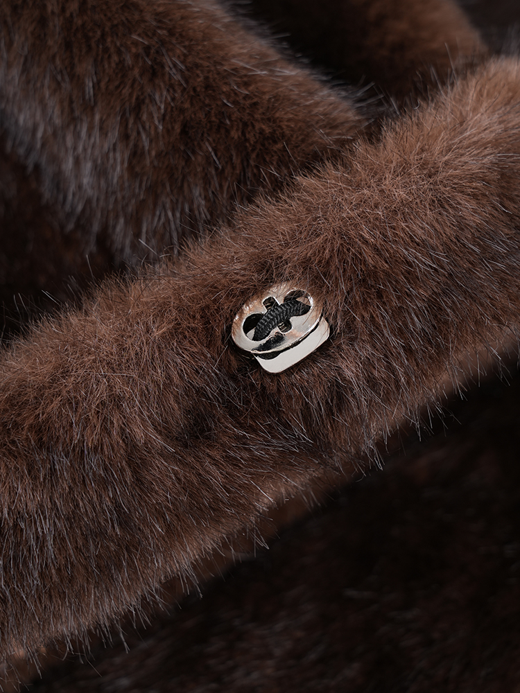 1326828 立领防水貂毛皮草