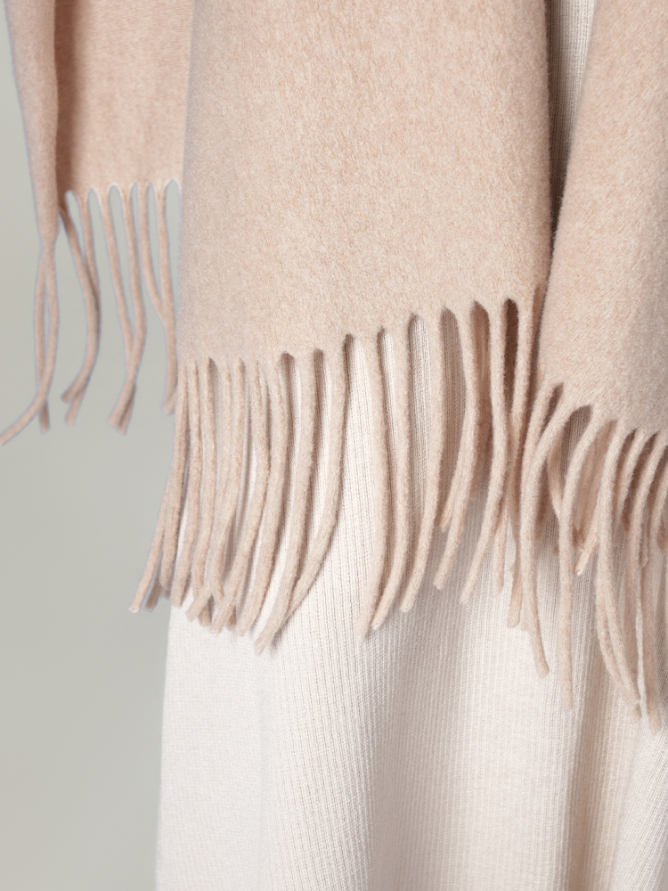 1327092 秋季针织气质套装