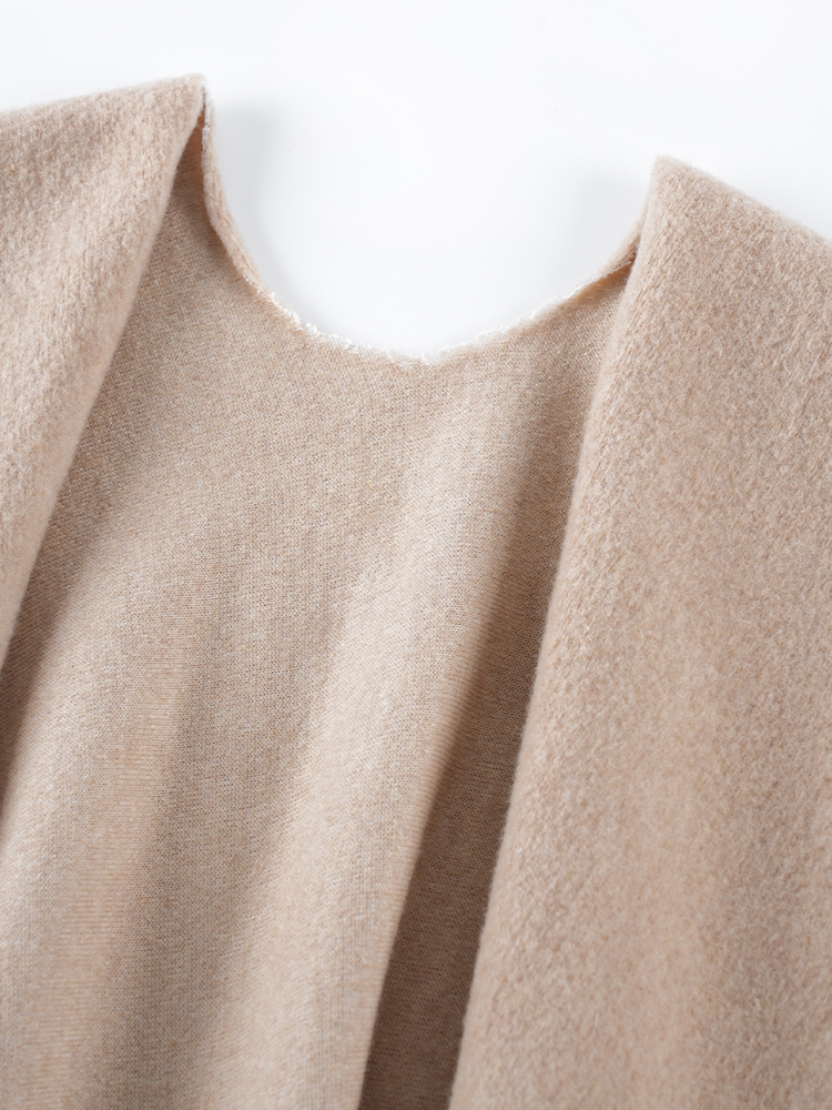 1327092 秋季针织气质套装