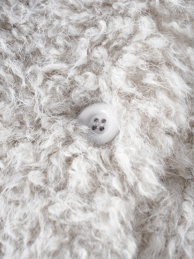 1326830  羊羔毛短款外套女