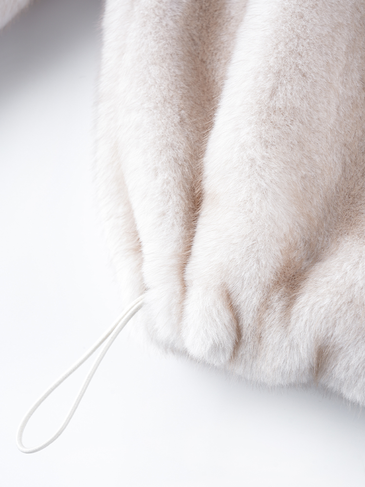 1326828 立领防水貂毛皮草