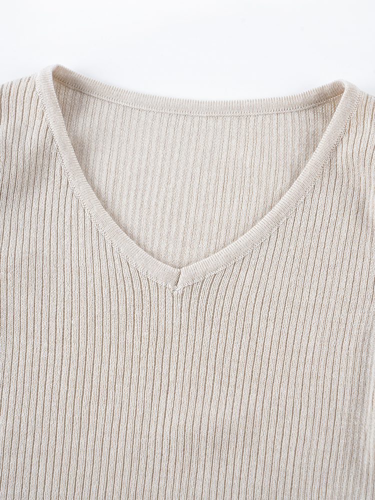 1327092 秋季针织气质套装