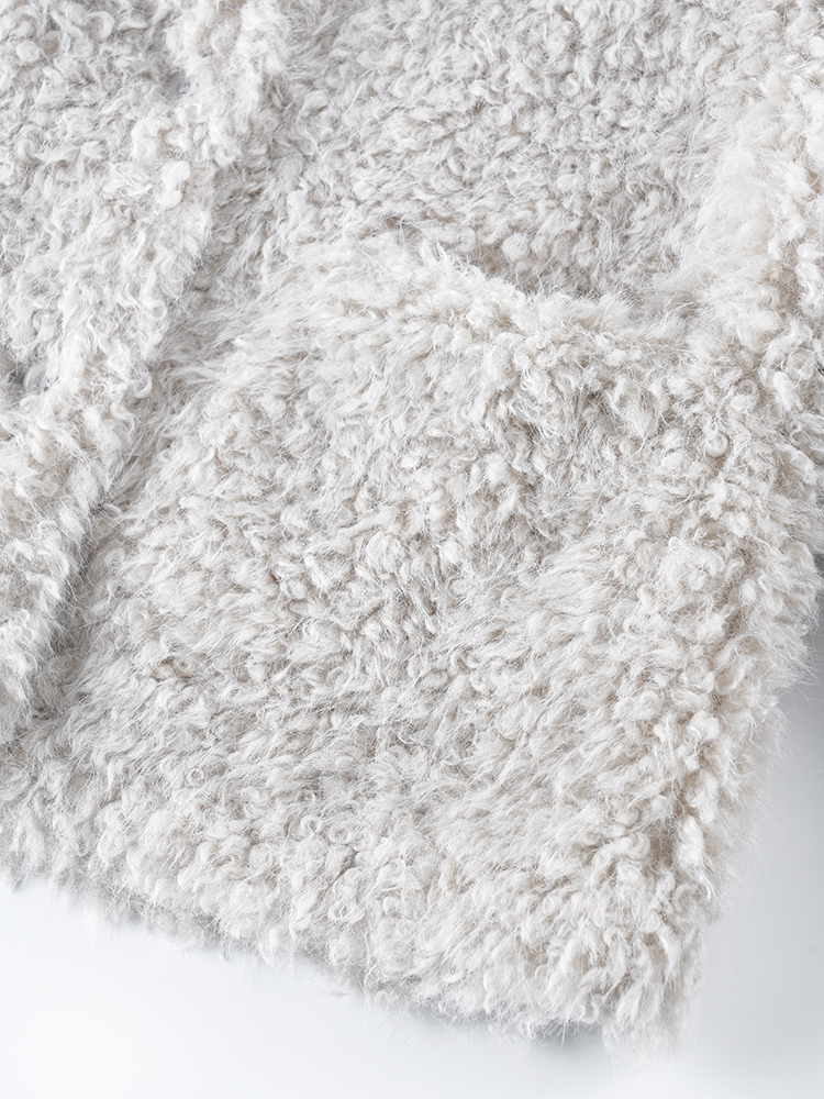 1326830  羊羔毛短款外套女