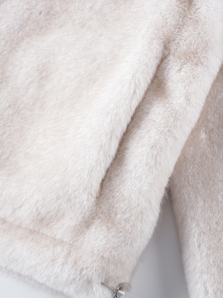 1326828 立领防水貂毛皮草