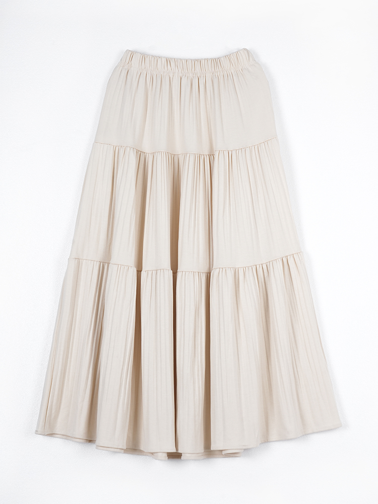 1328598 女士秋冬蛋糕长裙