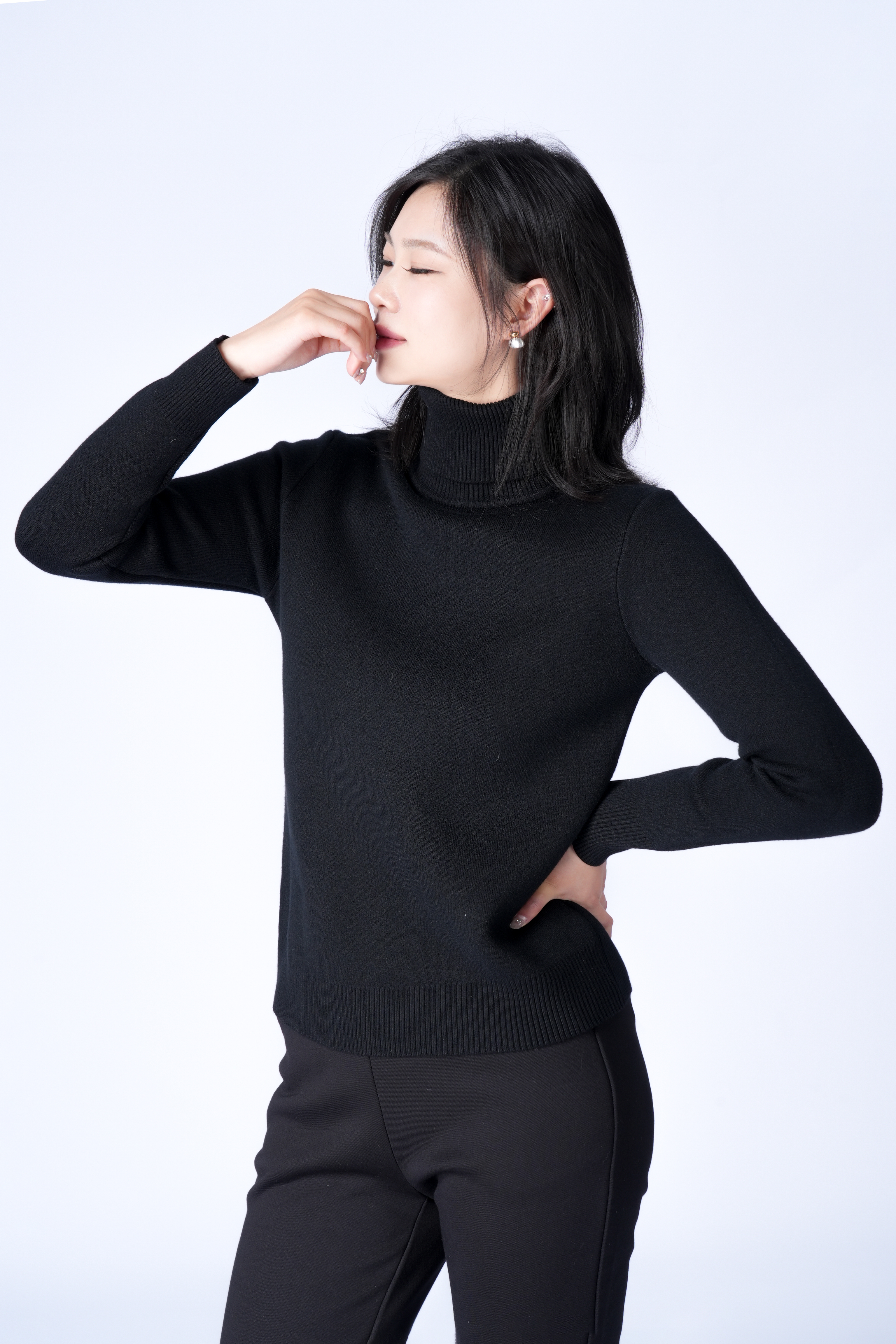 하이넥 극후 니트 스웨터