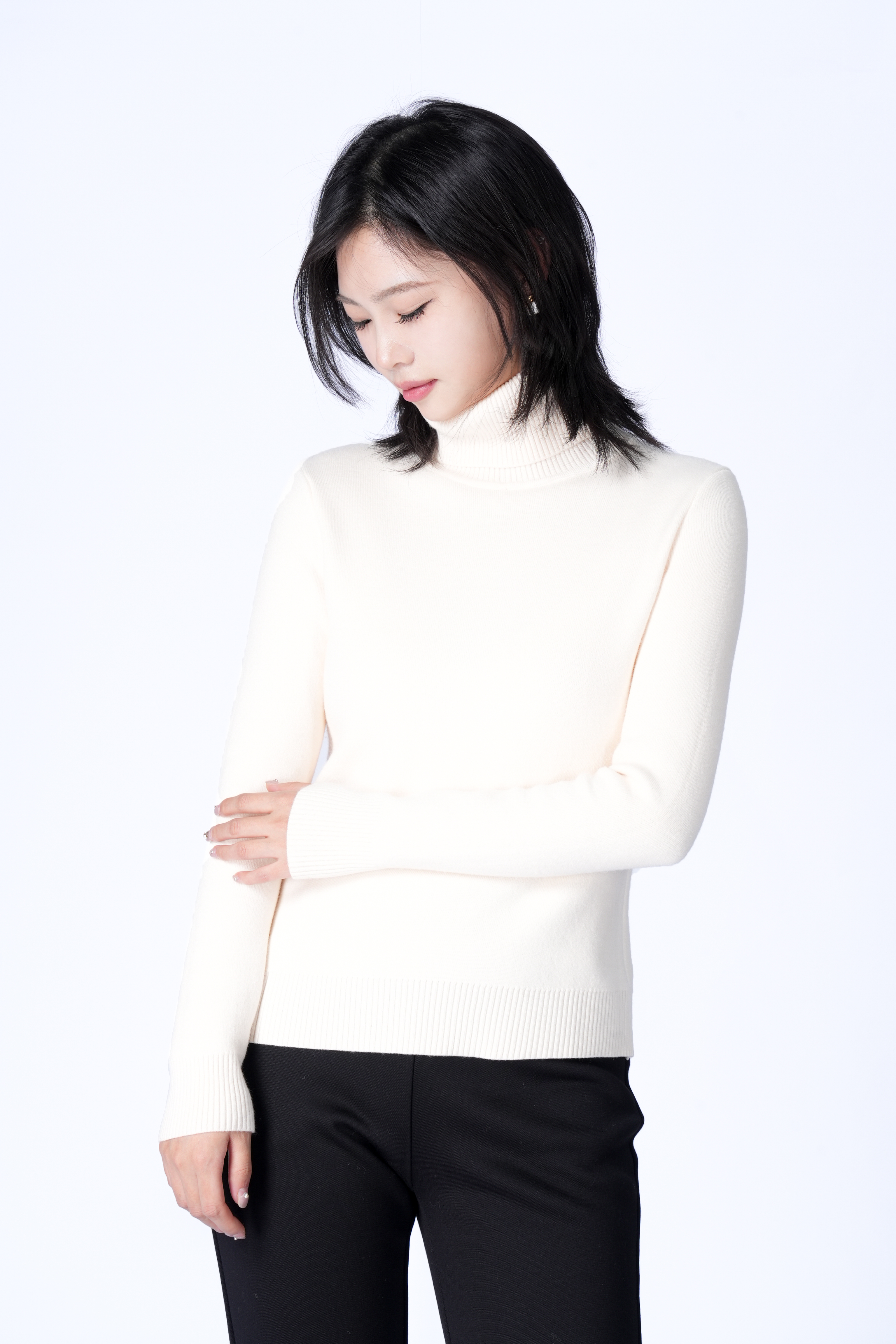 하이넥 극후 니트 스웨터