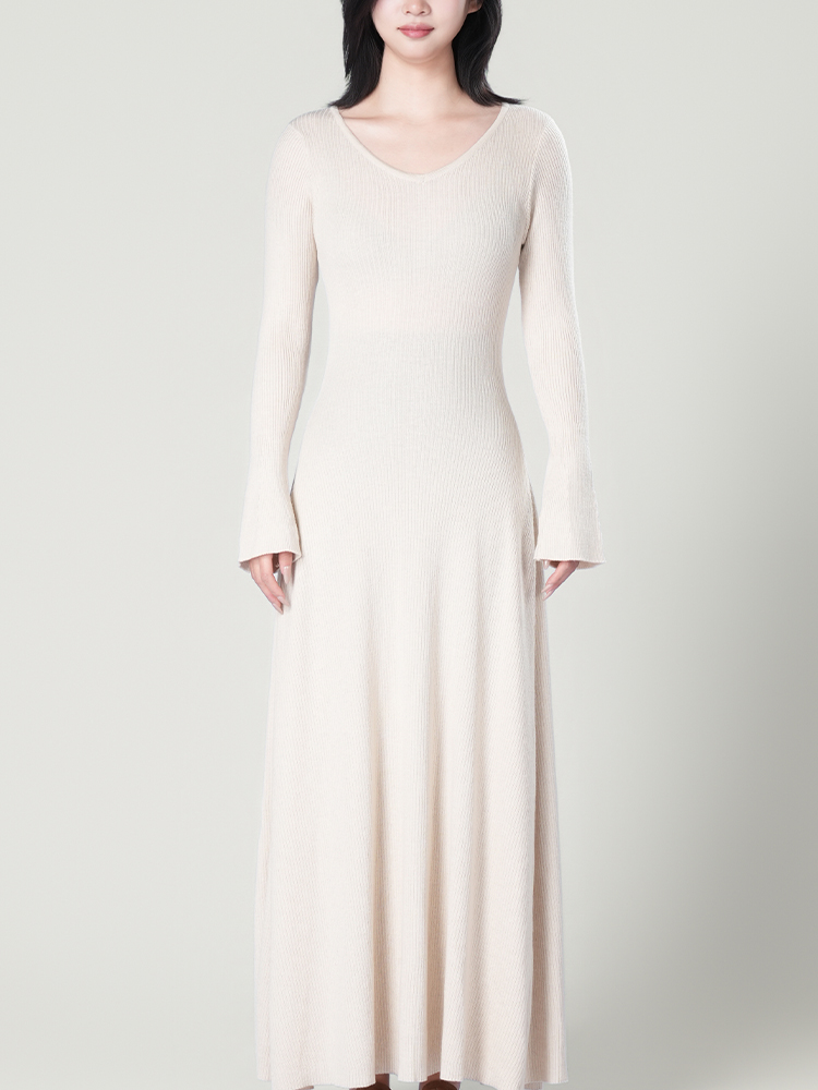 1327092 秋季针织气质套装