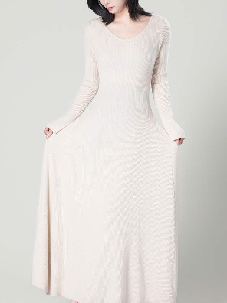 1327092 秋季针织气质套装