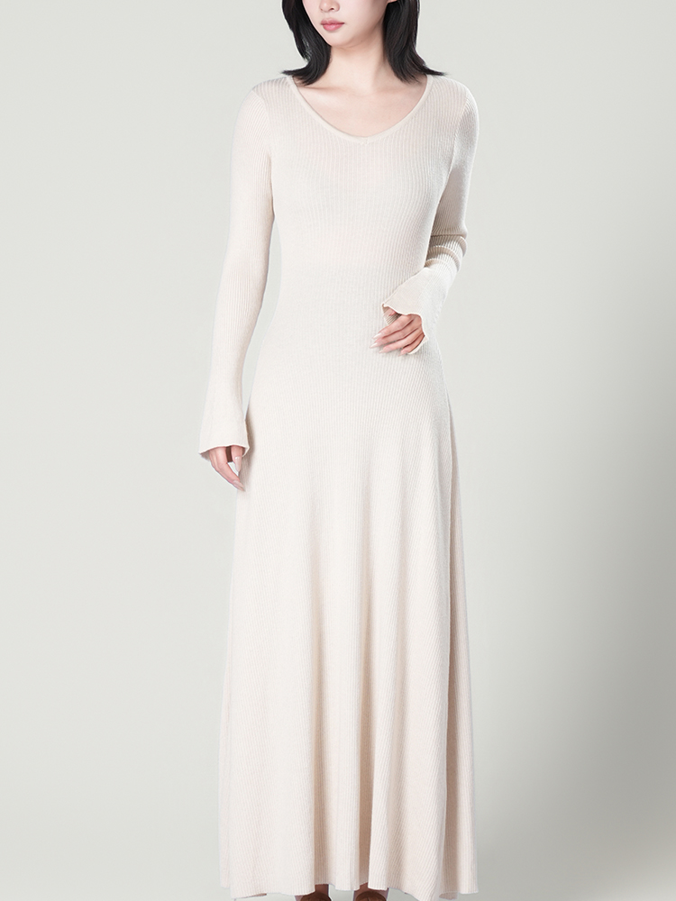 1327092 秋季针织气质套装