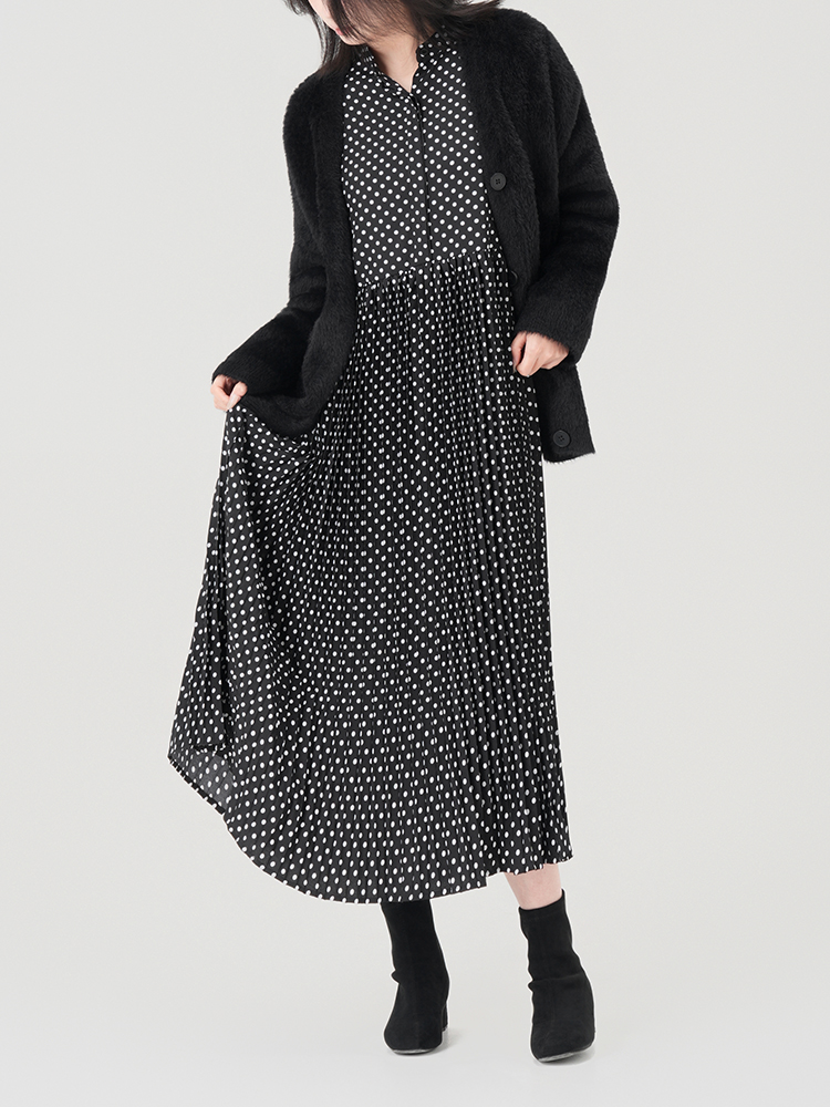 1307145 黑色波点九分袖连衣裙