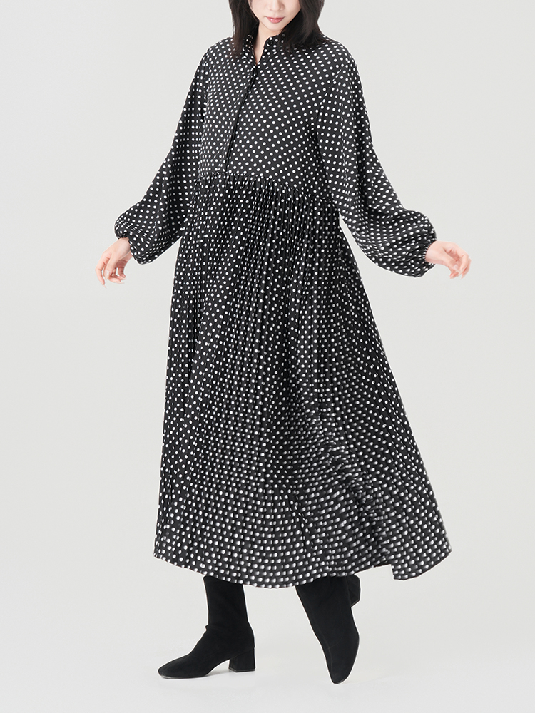 1307145 黑色波点九分袖连衣裙