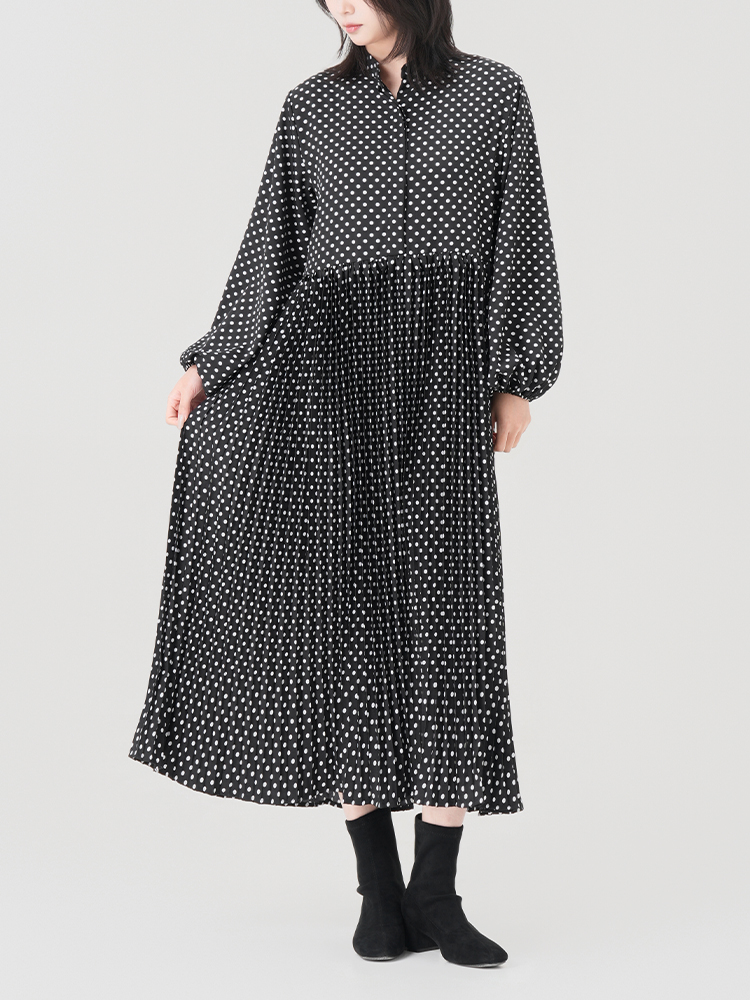 1307145 黑色波点九分袖连衣裙