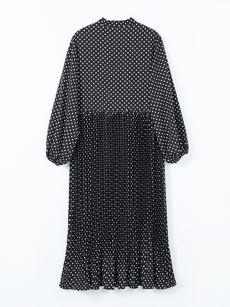 1307145 黑色波点九分袖连衣裙