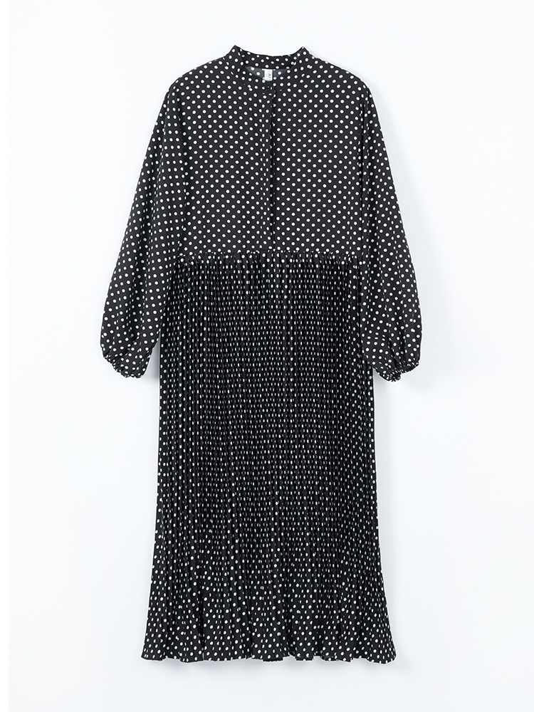 1307145 黑色波点九分袖连衣裙