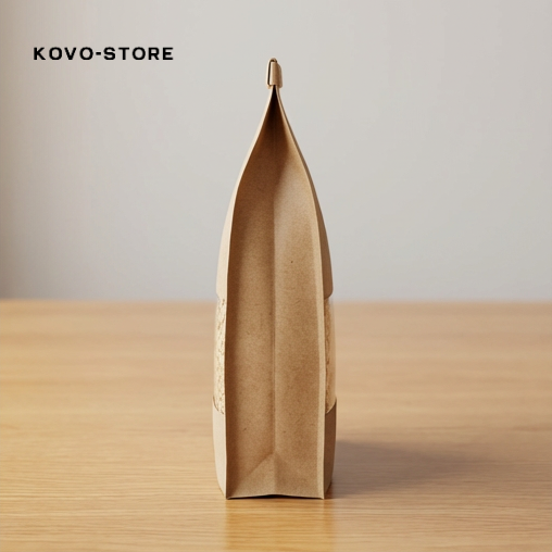 新鮮高筋小麥粉倒入碗中