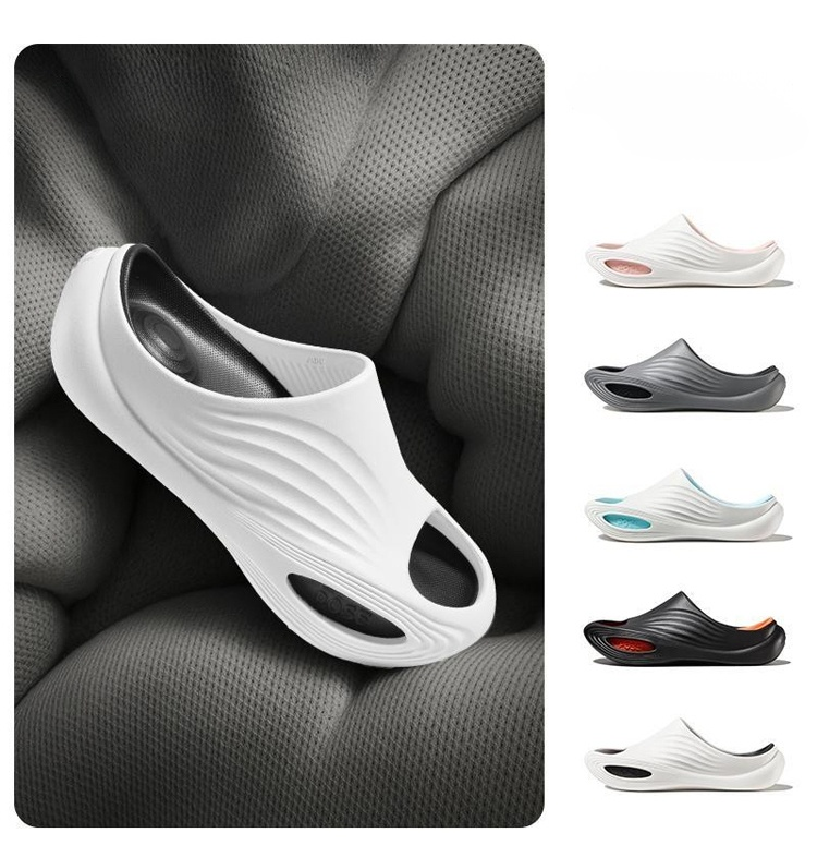 【แผ่นรองเท้าชั้นกลางแบบถอด】ได้ รองเท้าแตะสีตัดกันกันลื่นลดแรงกระแทก