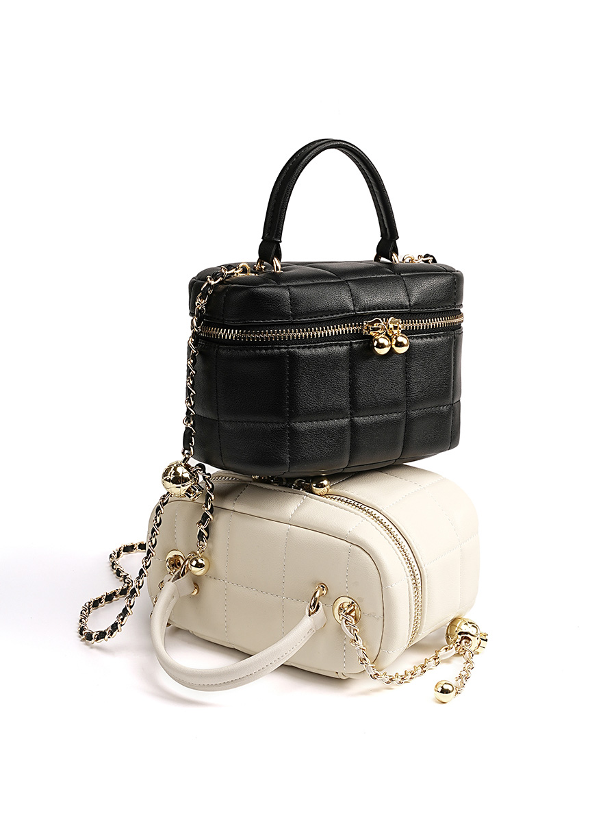 White Diamond-Quilted Chain Crossbody Bag