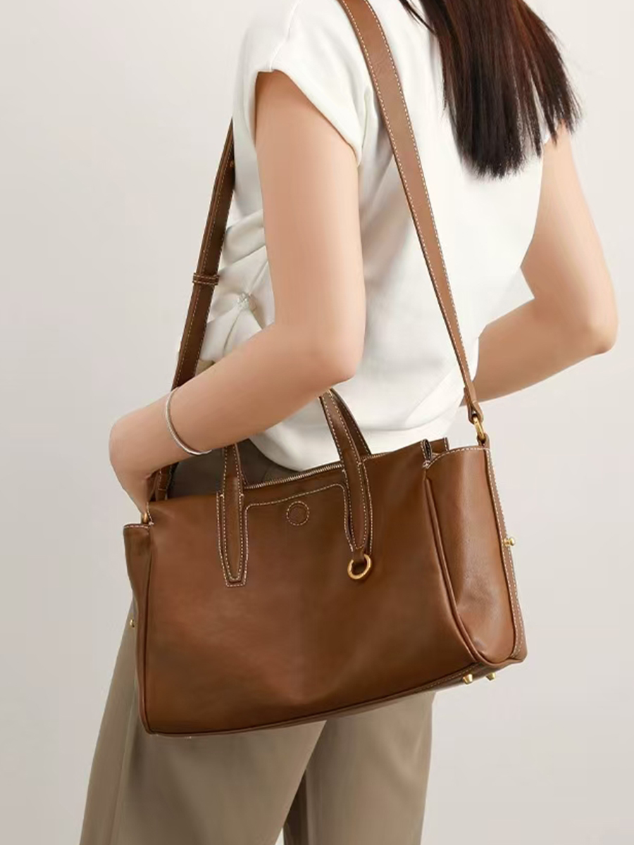 Minimalist Brown Leather Handbag
