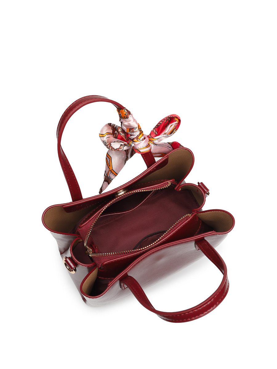 Cross-Border Handbag Fashion Oil Wax Leather Bag Women's Crossbody Large Capacity Multi-Compartment Tote Bag High-End Commuter Bag