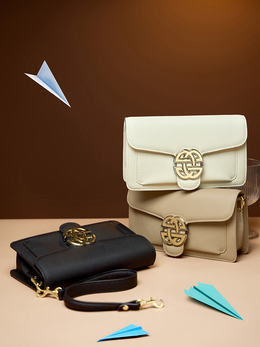 Versatile armpit pouch