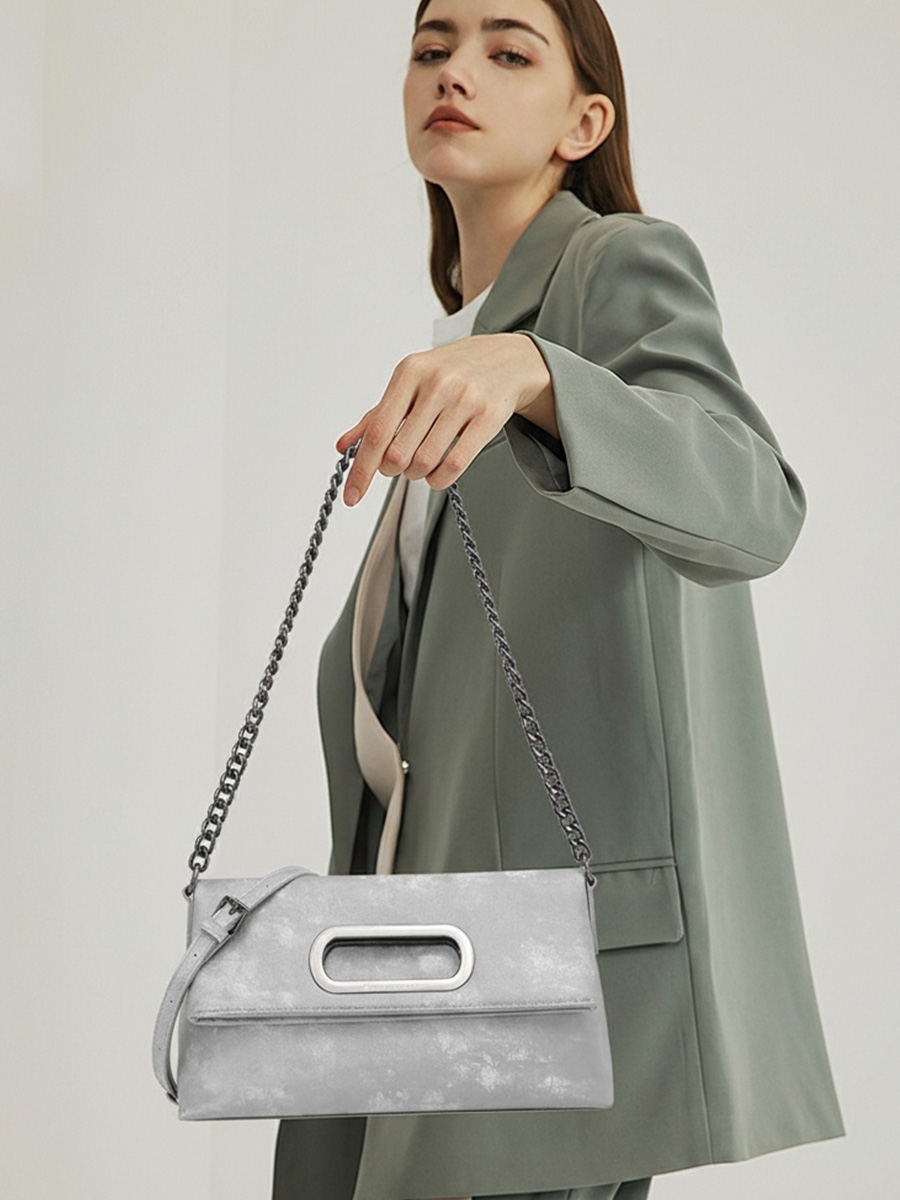 Niche-designed chain-strap bag, stylish commuter shoulder bag