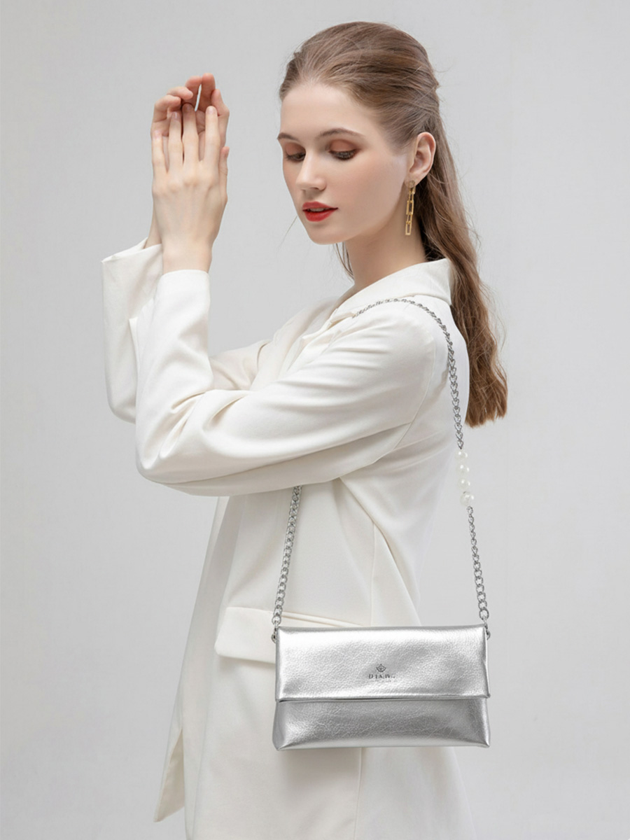 Stylish Silver Chain Shoulder Bag